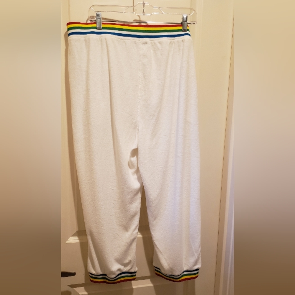 Luukse Womans White Terry Capris with Rainbow Trim